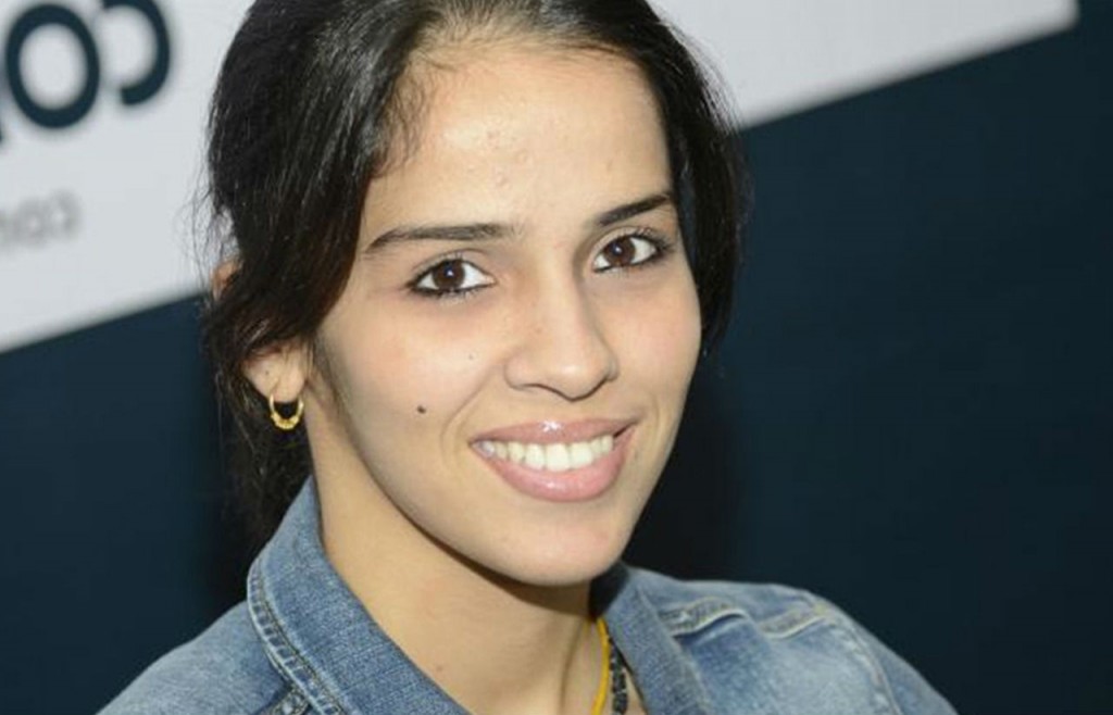 Saina-Nehwal-Best-Smile-Photos-Tecake